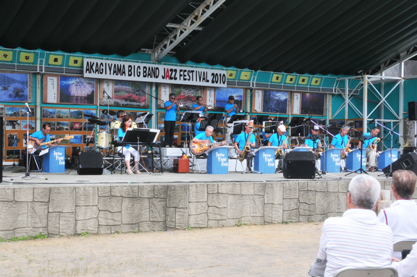 New Field Jazz Orchestraa