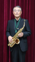 新井 周雄